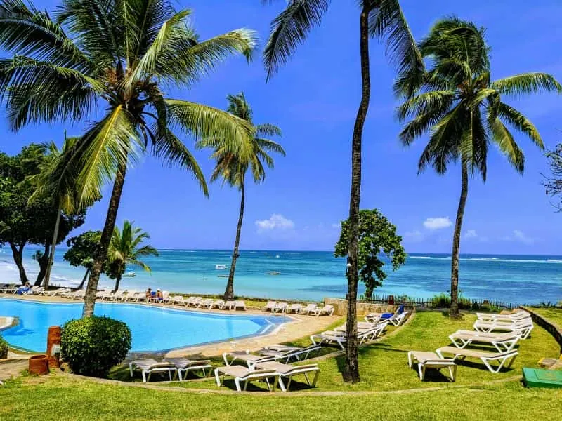 Paket Tour Hainan Murah 2026 - Mulai 4 Juta