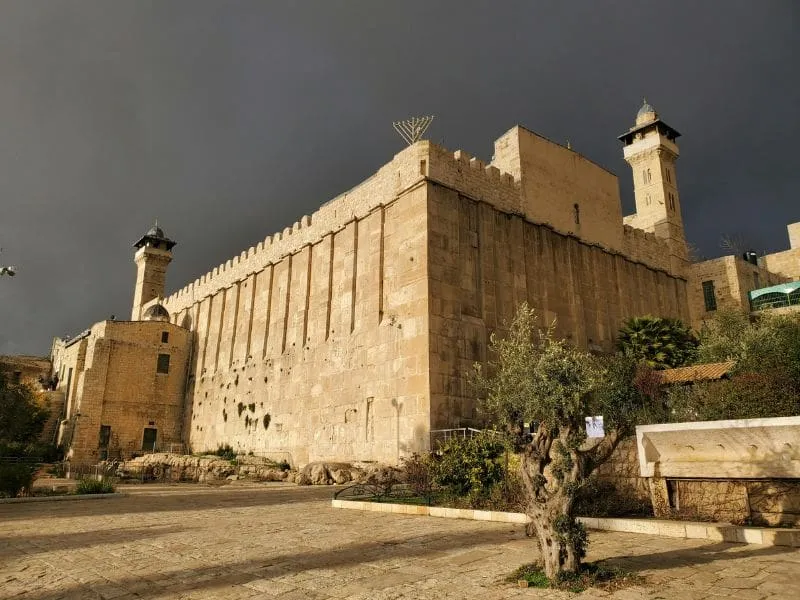 Paket Tour Holyland 9 Hari: Itinerary Lengkap Mulai 35 Jutaan!
