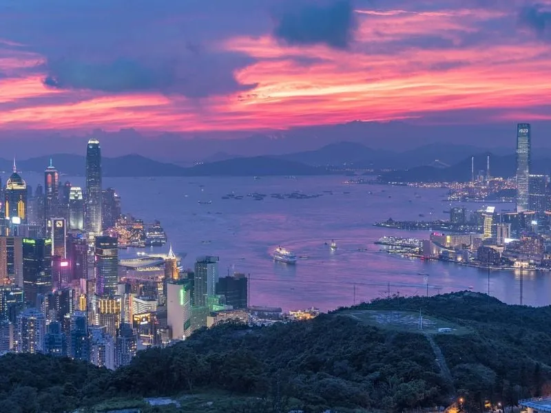 Paket Tour Hong Kong Cruise: Booking Mudah di Callista Tour