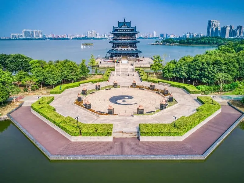 Paket Tour Hongkong Libur Sekolah 2025 – Mulai 8 juta!