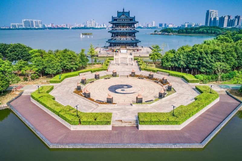paket-tour-hongkong-libur-sekolah-2025_large.jpg