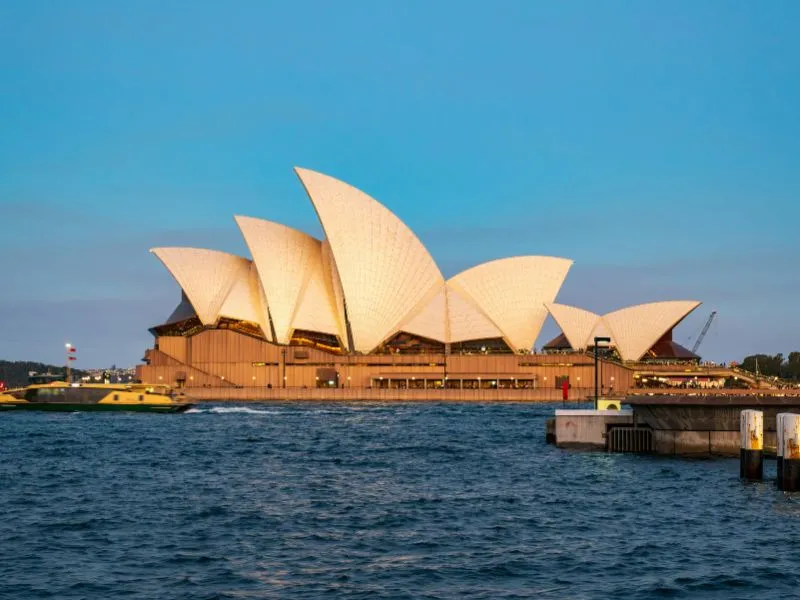 Paket Tour Lebaran Australia 2026 Mulai Rp 33 Juta