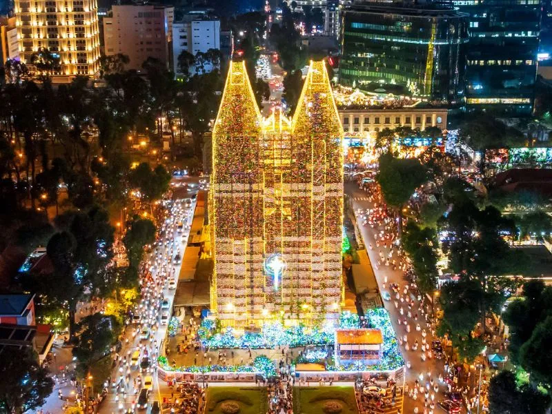 Paket Tour Vietnam Christmas New Year - Mulai 12 Jutaan