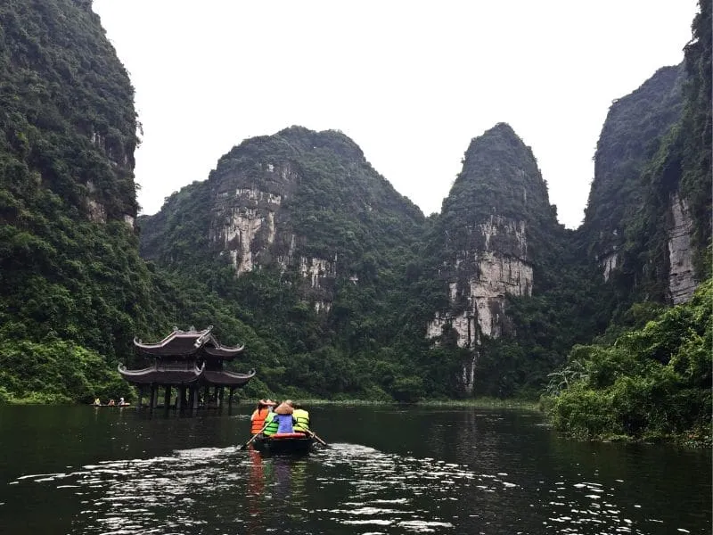 Paket Tour Vietnam Gratis Tour Tambahan Mulai Rp 5 Jutaan!