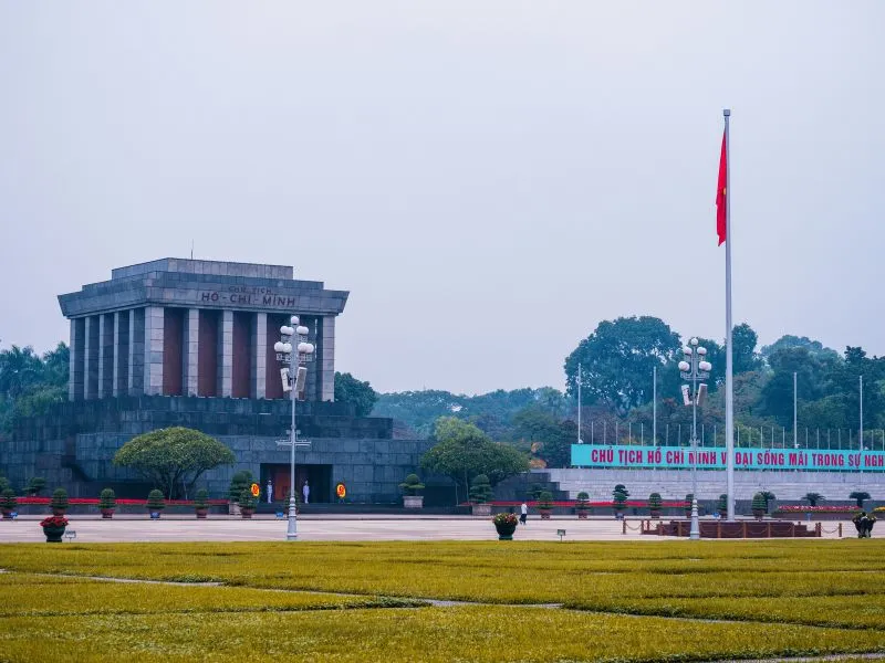 Paket Tour Vietnam Utara Selatan Couple Romantis - Harga Spesial!