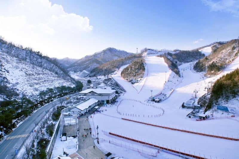 ski-resort-korea_large.jpg