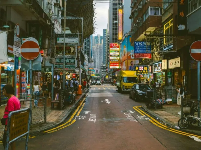 13 Tempat Belanja di Hongkong yang Populer