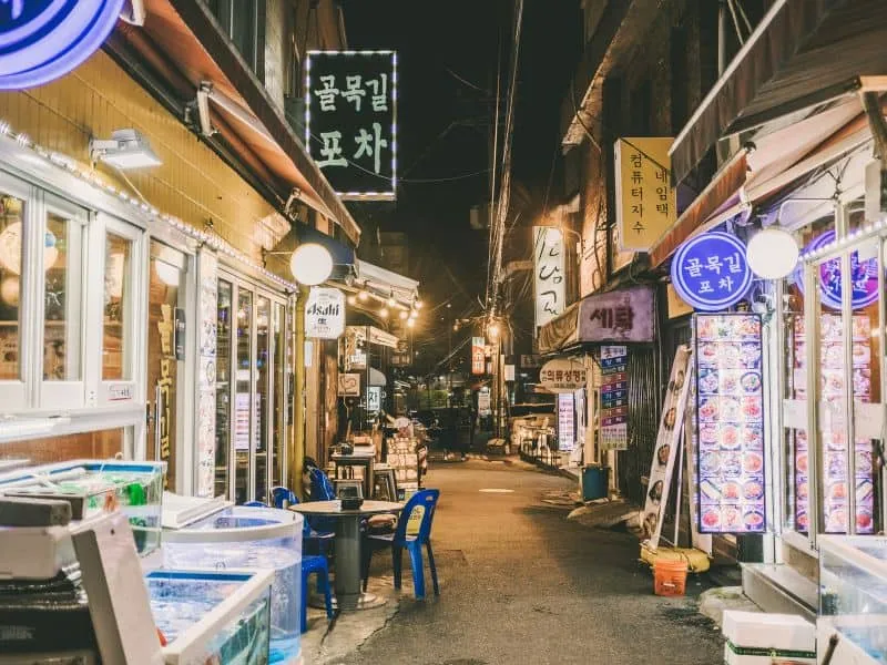 3 Rekomendasi Tempat Menarik di Itaewon Korea!
