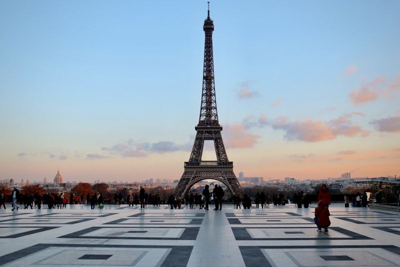tempat-wajib-dikunjungi-di-paris_large.jpg