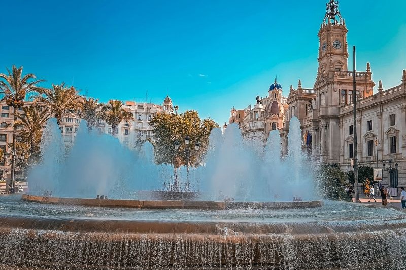 tempat-wisata-di-spanyol_large.jpg