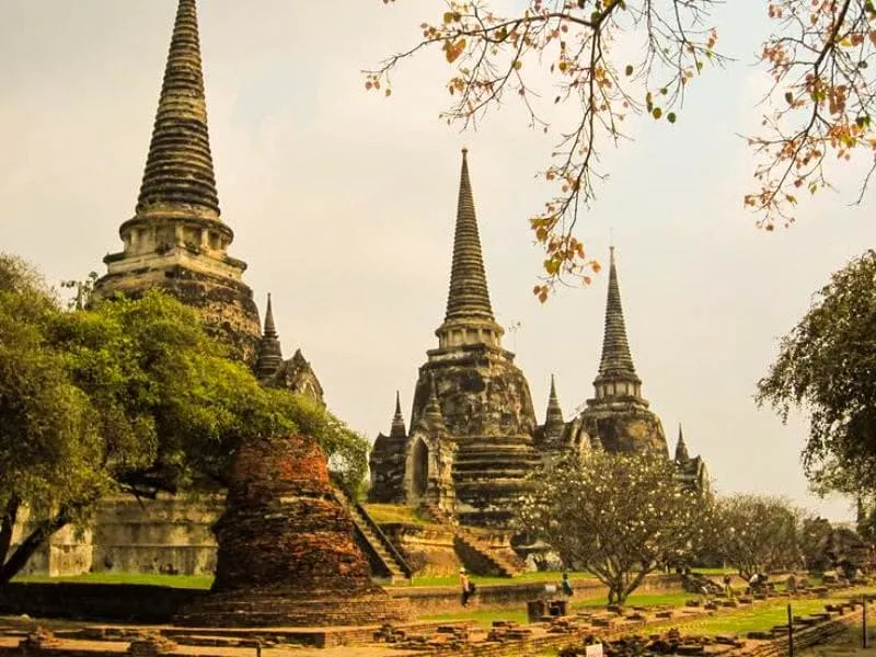 Tempat Wisata Favorit di Thailand: Yuk Wisata Sejarah ke Ayutthaya