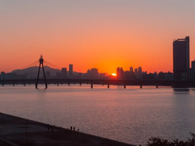 18 Tempat Wisata Korea Hits 2025 – Liburan Favorit!