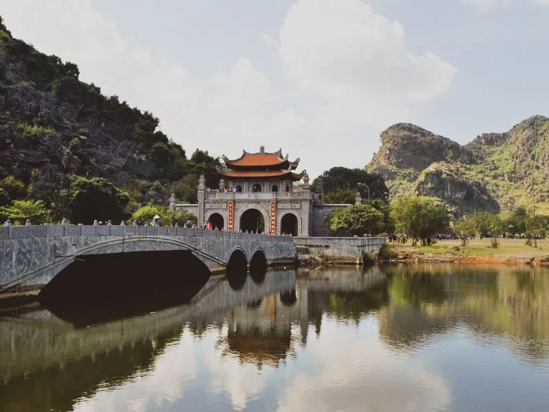 10 Tempat Wisata Vietnam Utara yang Wajib dikunjungi 2024