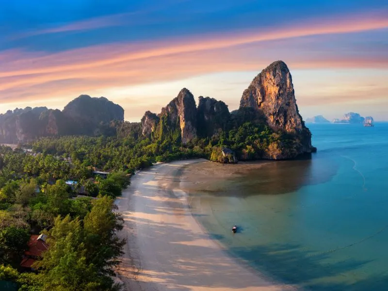 Tour Bangkok Pattaya Hua Hin Seru | Mulai 6 Jutaan