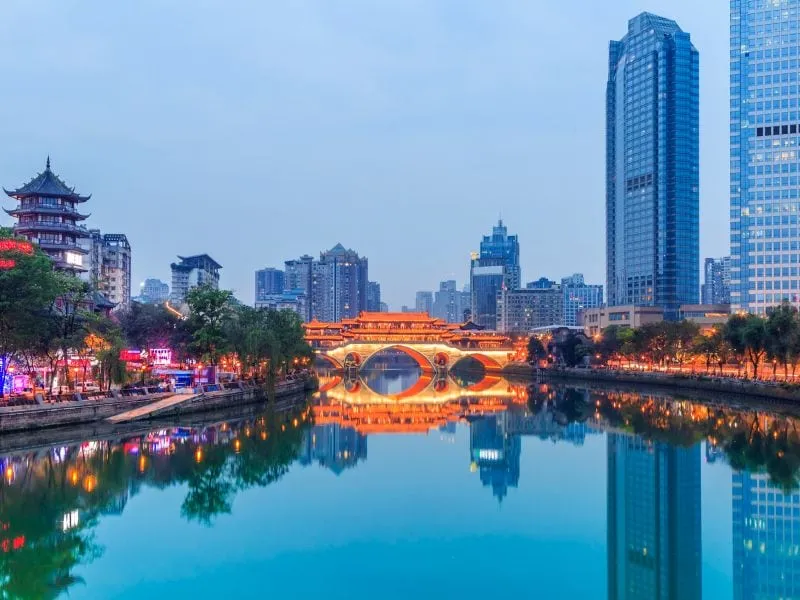 Tour China Hong Kong: 2 Negara 1 Harga, Mulai 10 Jutaan!