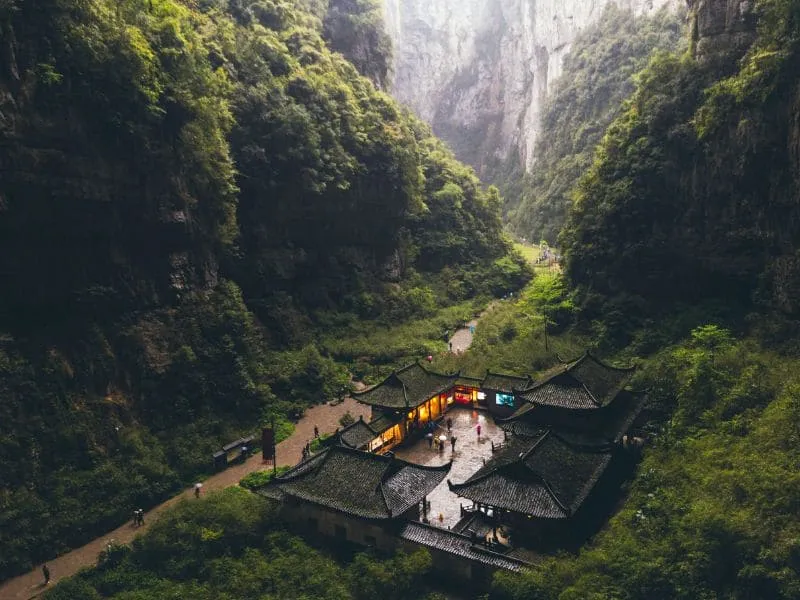 Promo Tour Chongqing Murah 2025 – Mulai 13 Juta!