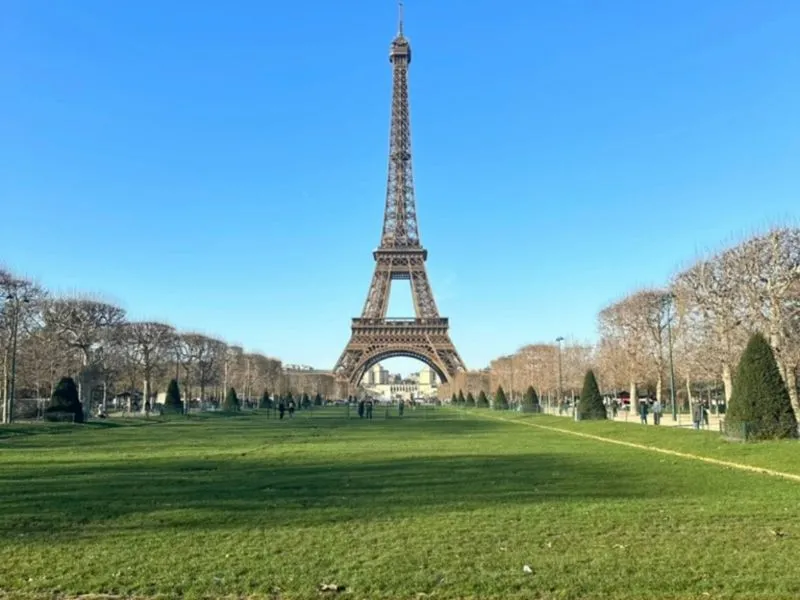 Paket Tour Eropa Paris Swiss Italia 2026 Mulai 20 Jutaan