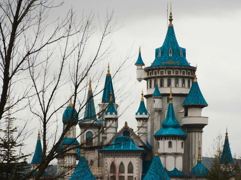 Tour Jepang Disneyland dan Universal Studios Japan