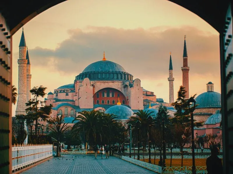 Tour ke Turki Bulan Oktober: Menjelajahi Pesona Turkiye di Bulan Oktober!