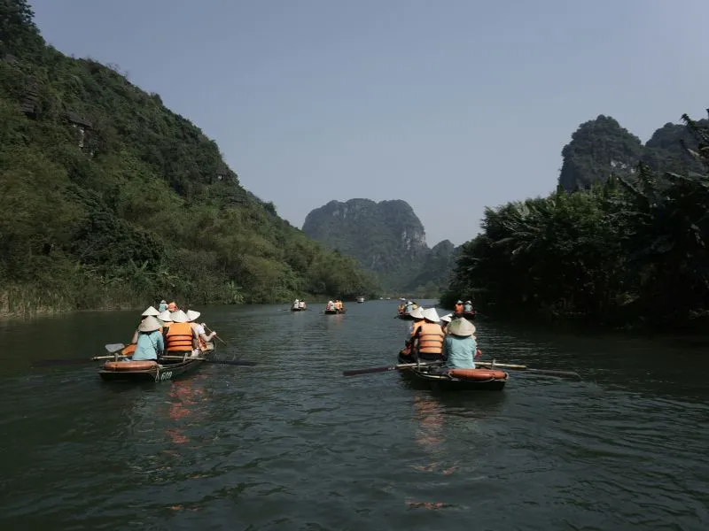 Tour Ninh Binh 2025: Paket Liburan Murah & Lengkap
