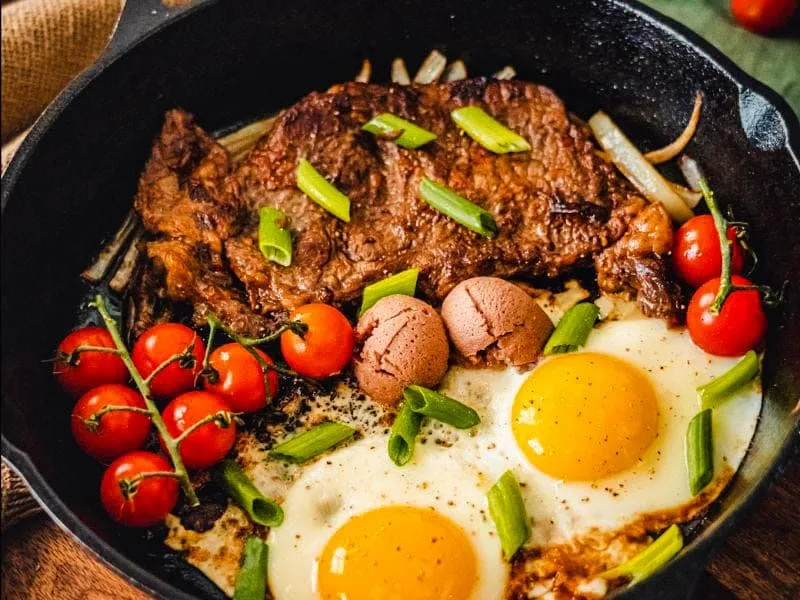 Tour to Vietnam: Coba Kuliner 5 Olahan Daging Paling Populer Ini!
