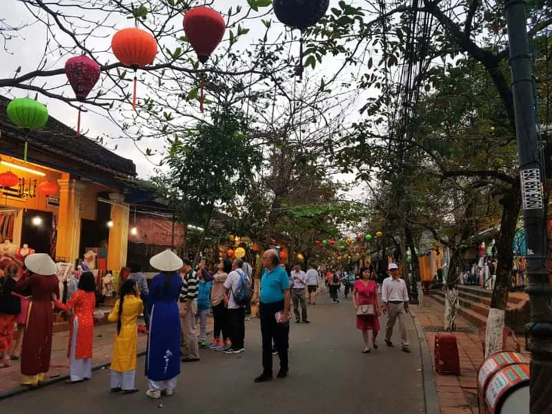 Tour Vietnam Callista, Harga Mulai 10 jt-an!