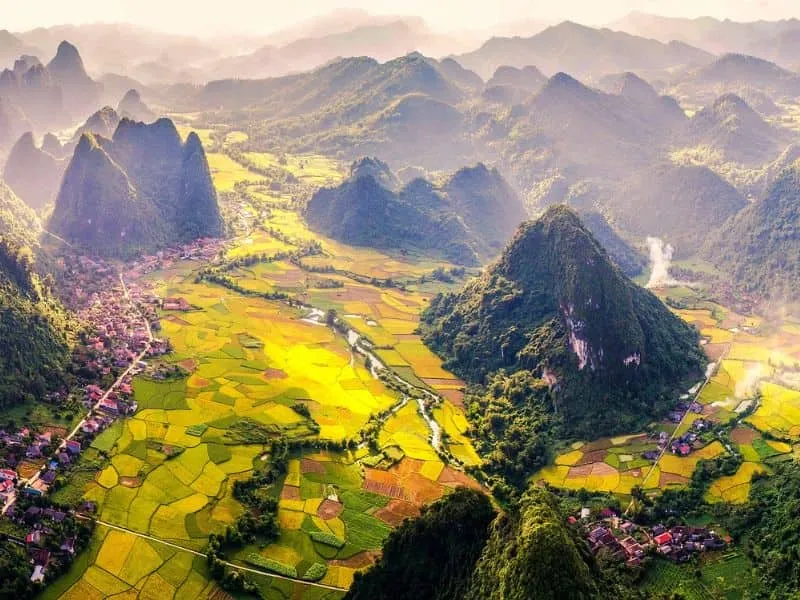 Tour Vietnam Couple 2025: Mulai Rp 9 Jutaan!