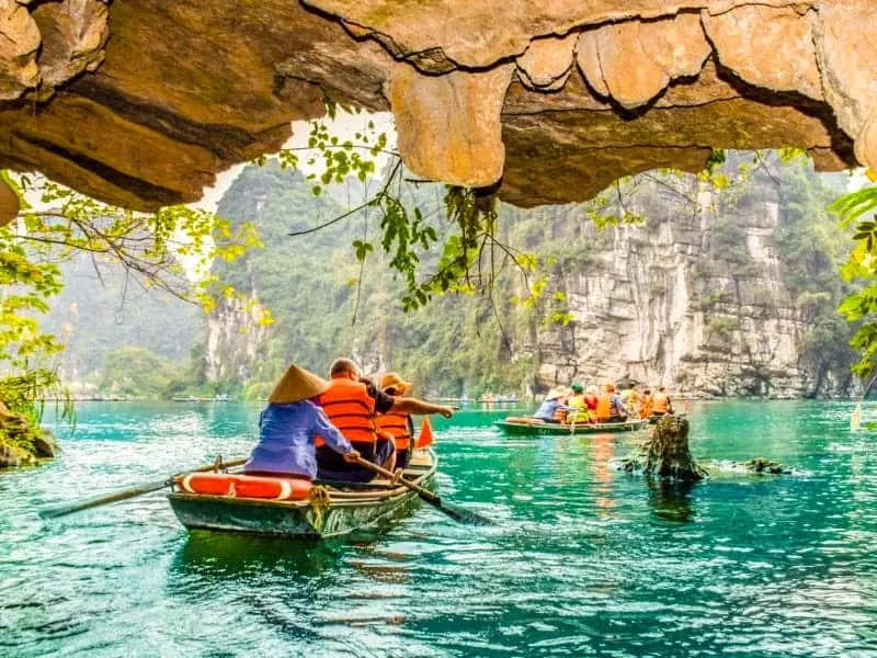 Tour Vietnam Sapa 2024: Jelajahi Destinasi dan Instagramable Ini!