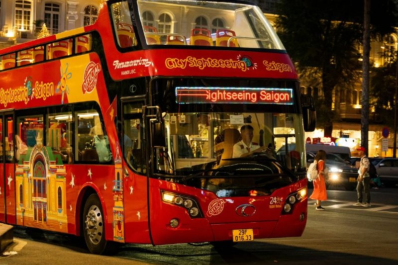 tour-vietnam-transportasi-publik_large.jpg