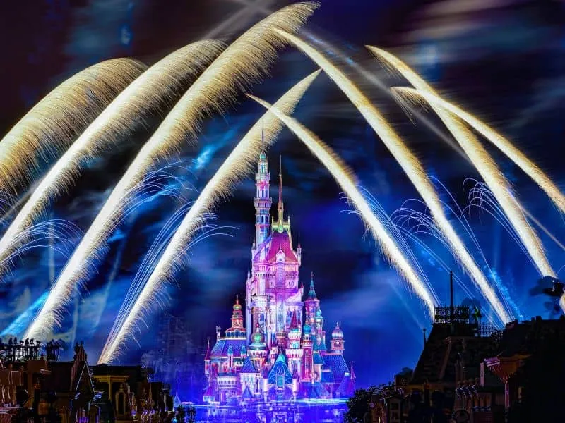 Tour Hongkong Disneyland 2026 Mulai 15 Juta