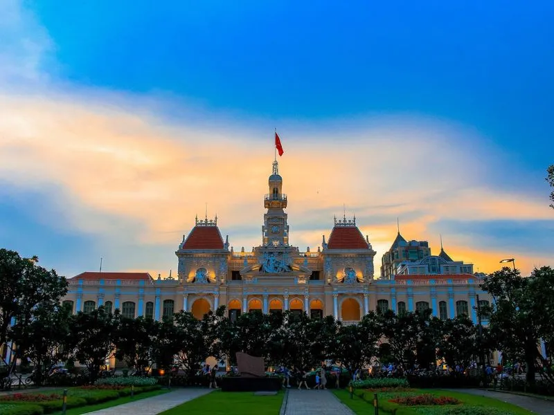 Vietnam Tours Package 8 Hari Mulai 11 Jutaan!