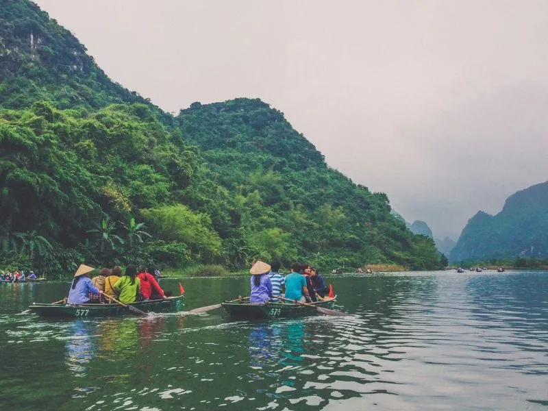 Vietnam Trip 5 Days: Liburan Cantik & Mudah 2025