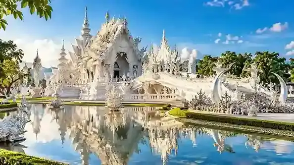 White Temple Chiang Rai: Misteri & Keindahan Wat Rong Khun