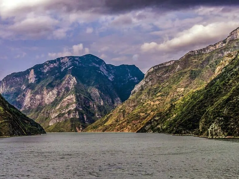 21 Wisata Alam China Bak Dunia Fantasi