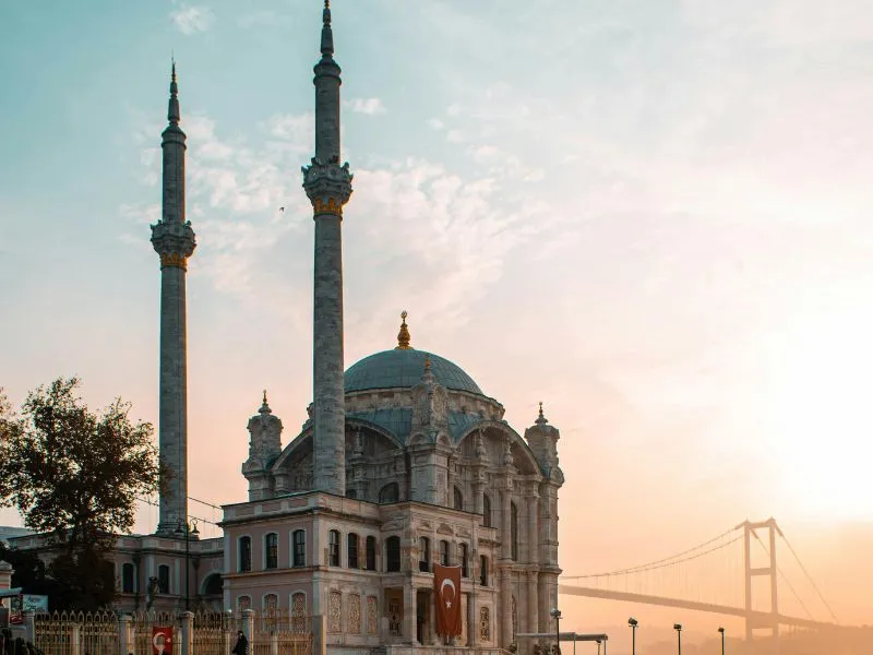 Wisata Backpacker ke Turki, Budget Terbatas!