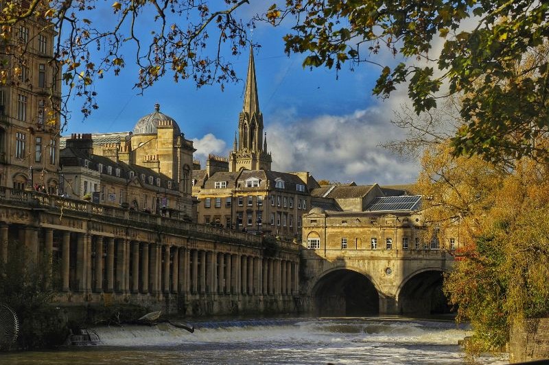 wisata-bath-england_large.jpg