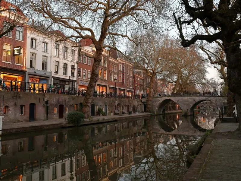 13 Wisata di Belanda Terindah yang Bikin Takjub