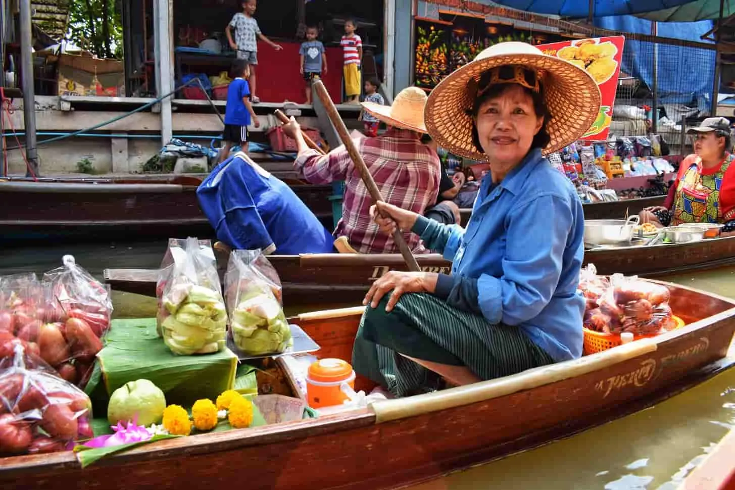 Wisata Thailand Murah: Kegiatan di Amphawa Floating Market